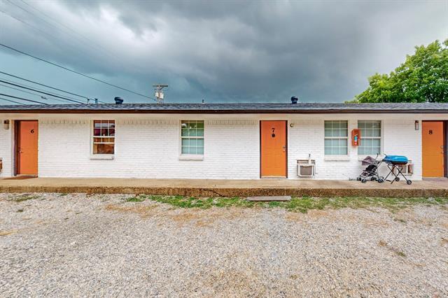 Primary Photo - 204 N 6th St
