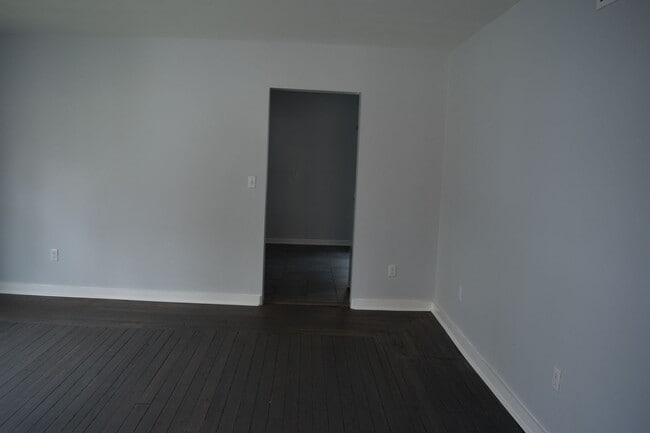 Foto del edificio - 315 Voorheis St