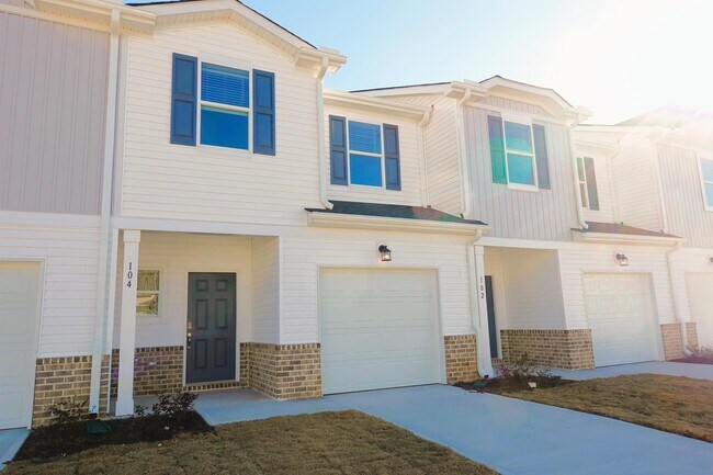Building Photo - 104 Tramore Ln