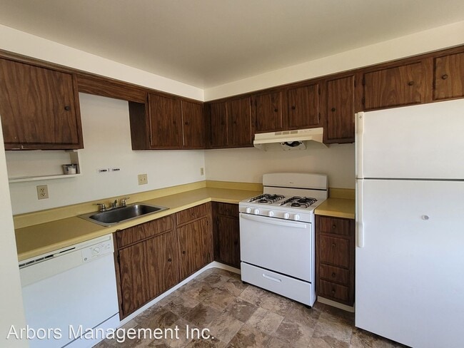 Building Photo - 2 br, 1.5 bath House - 1753 Patrick Place