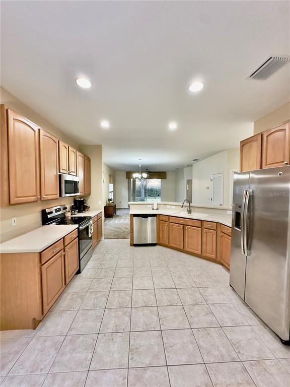 Building Photo - 10222 Devonshire Lake Dr