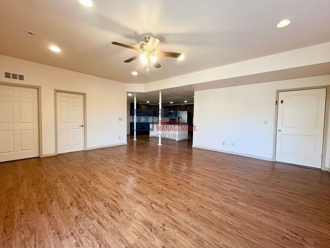 Foto del edificio - 5094B W 109th Cir