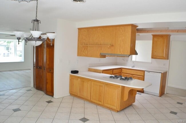 Foto del edificio - 6051 Softwind Dr