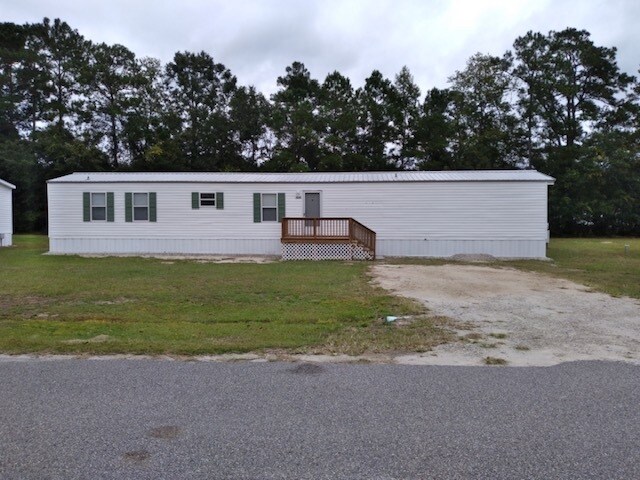 Primary Photo - 6540 Roundabout St