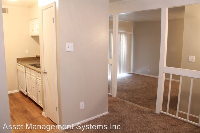 Foto del edificio - 125 Heritage Ln
