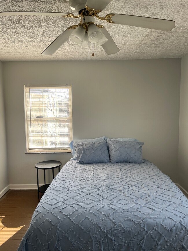 Foto del edificio - 77 N Huron Ave