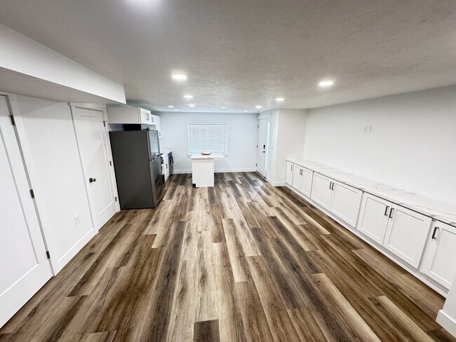 Foto del edificio - 4214 1470 N