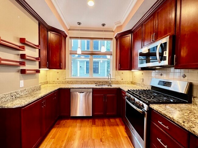 Foto del edificio - 221 Beacon St