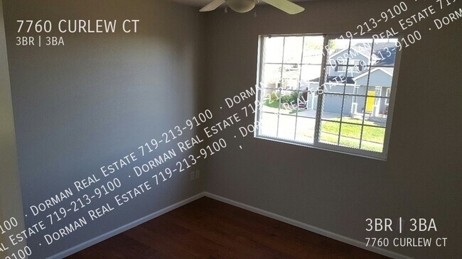 Foto del edificio - 7760 Curlew Ct