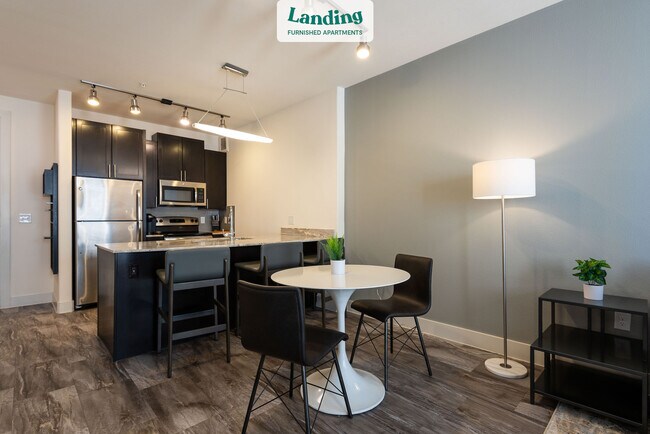 Foto del edificio - 11721 Domain Blvd