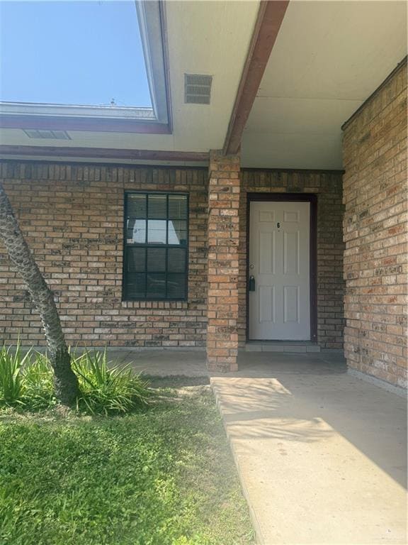 Building Photo - 118-120-120 Gastel Cir
