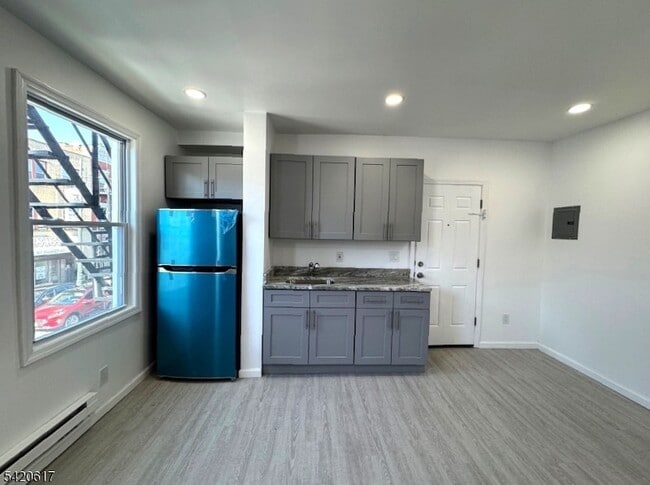 Photo - 76-78 Market Street Unit 1 Apartment