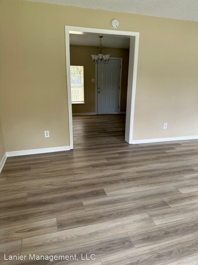 Foto del edificio - 3 br, 2 bath House - 10611 Middleground Rd