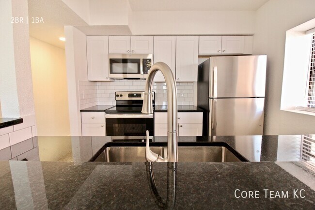 Foto del edificio - 3214 Harrison St