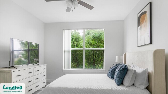 Foto del edificio - 7373 Valley View Ln