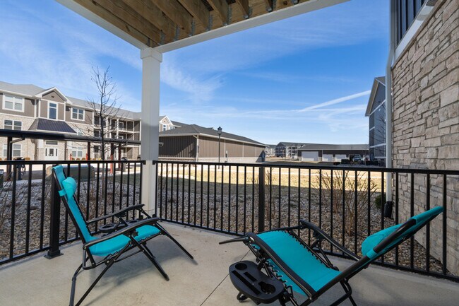 Foto del edificio - 5890 Royal Ln