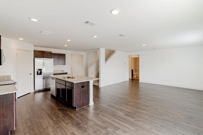 Foto del edificio - 7339 Tulip Trestle Ct