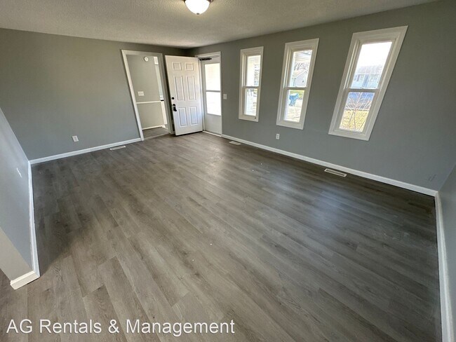 Building Photo - 3 br, 1.5 bath House - 303 Tanglewood Dr