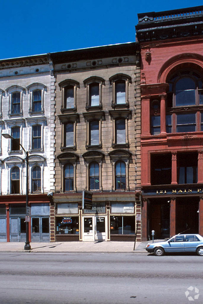 Building Photo - 123 W Main St