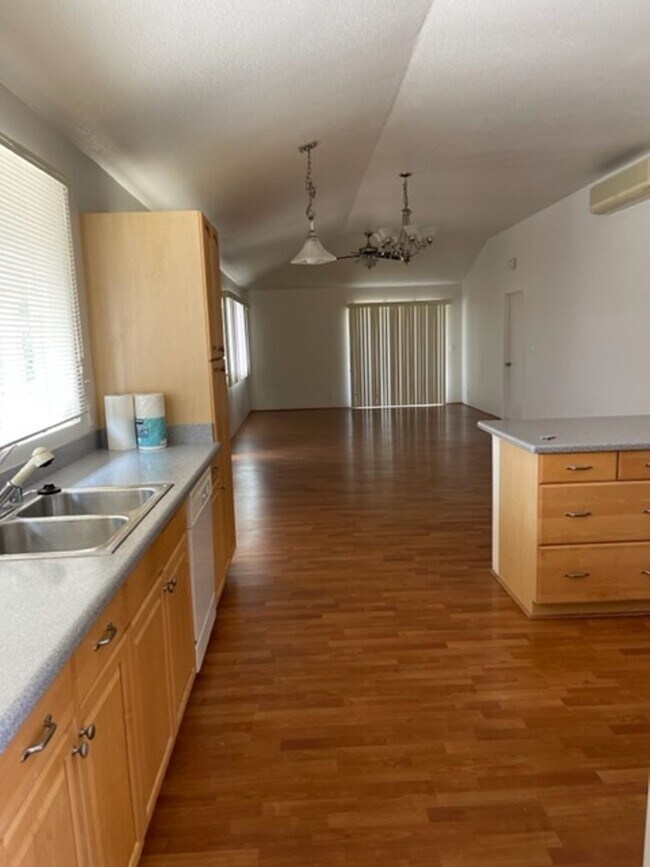 Foto del edificio - 146W Wakea Avenue