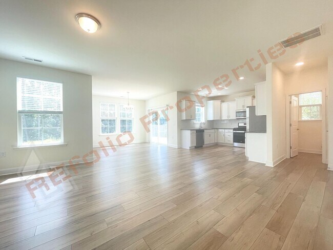 Foto del edificio - 2022 Built 4 Bedroom, 2.5 Bathroom,  2-Car...