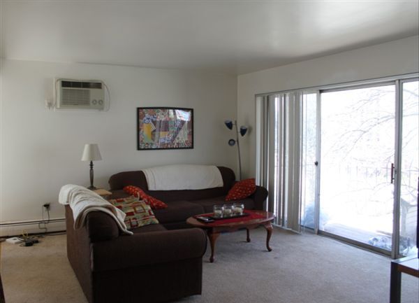 Foto del edificio - 2 br, 1 bath Apartment - 1313 S State St