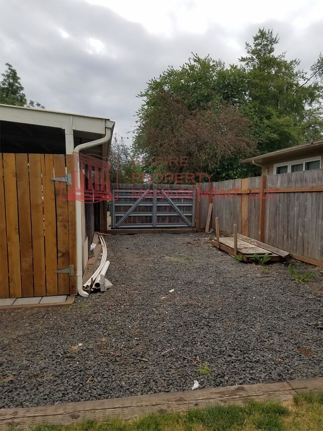 Foto del edificio - 644 Taney St