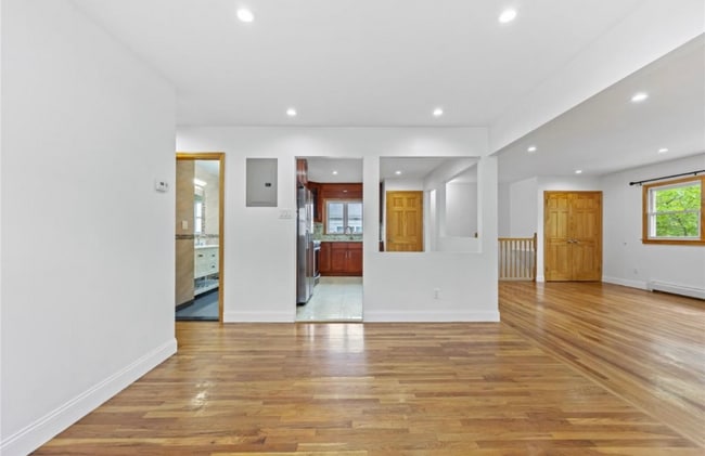Foto del edificio - 205-06 26th Ave