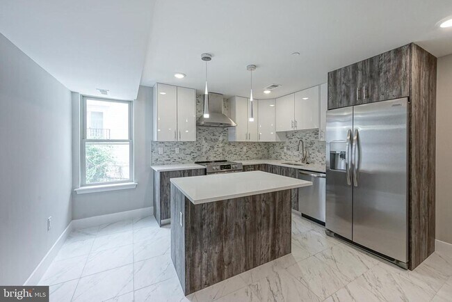 Foto del edificio - 758 N Uber St