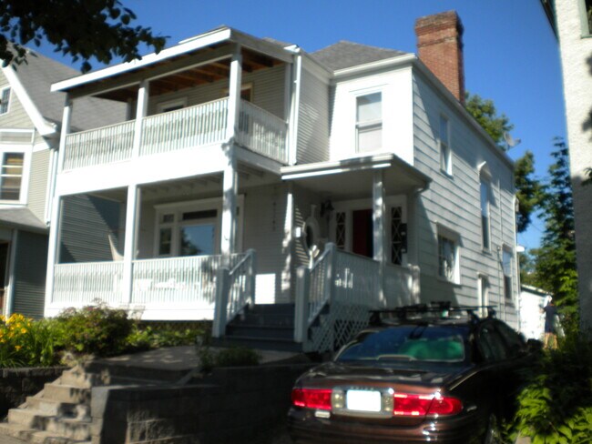 Building Photo - 2607 Colfax Ave S