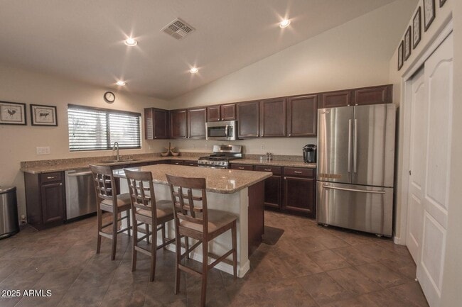 Foto del edificio - 16013 N 174th Ave