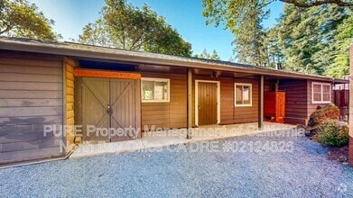 Building Photo - 4773 Montecito Ave