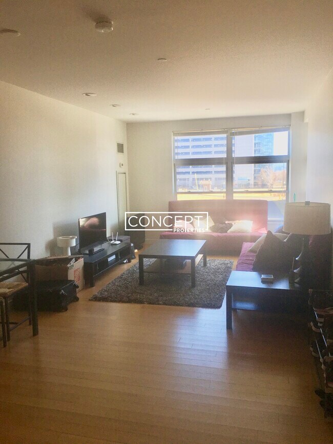 Foto del edificio - 601 Albany St