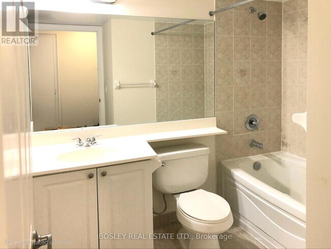 Photo du bâtiment - 15 Greenview Ave