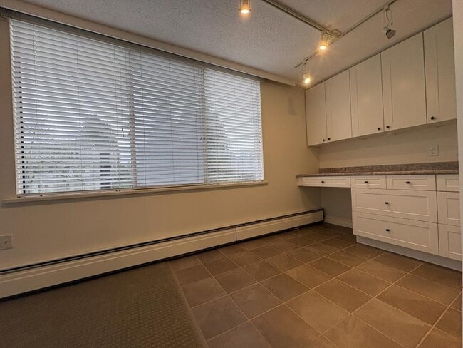 Building Photo - 1 bedroom in Vancouver BC V6R 2J4