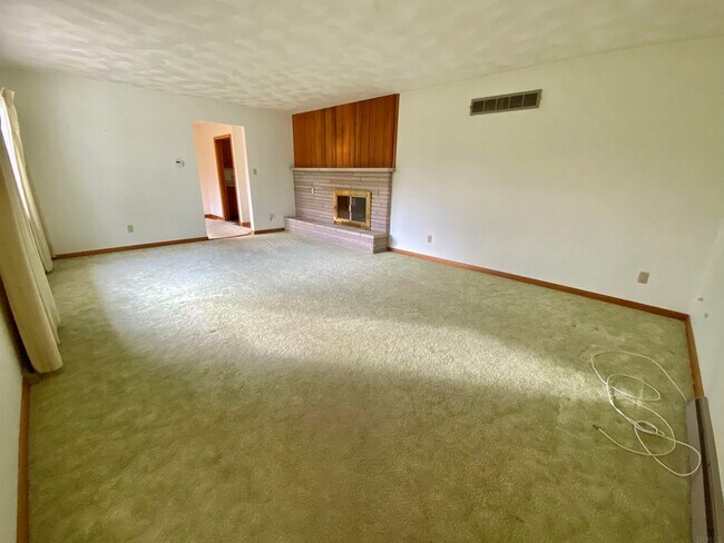 Foto del edificio - 3104 Maple Ln