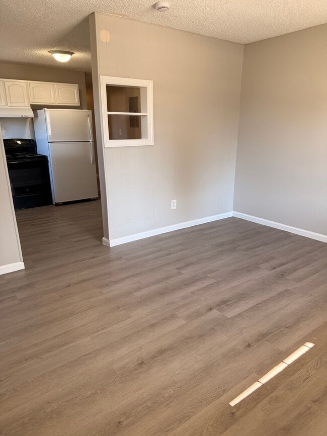 Foto del edificio - 6313 Talladega Ave