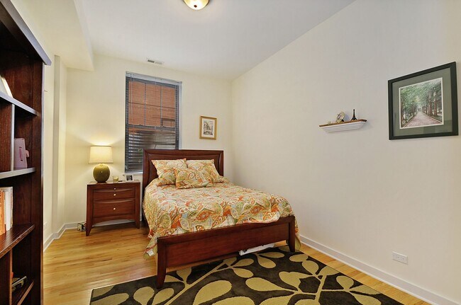 Foto del edificio - 2147 W Evergreen Ave