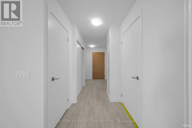 Building Photo - 1 Quarrington Ln