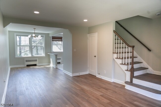 Building Photo - 176 Millburn Ave