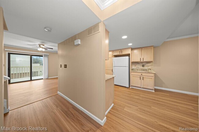 Foto del edificio - 5605 Drake Hollow Dr W