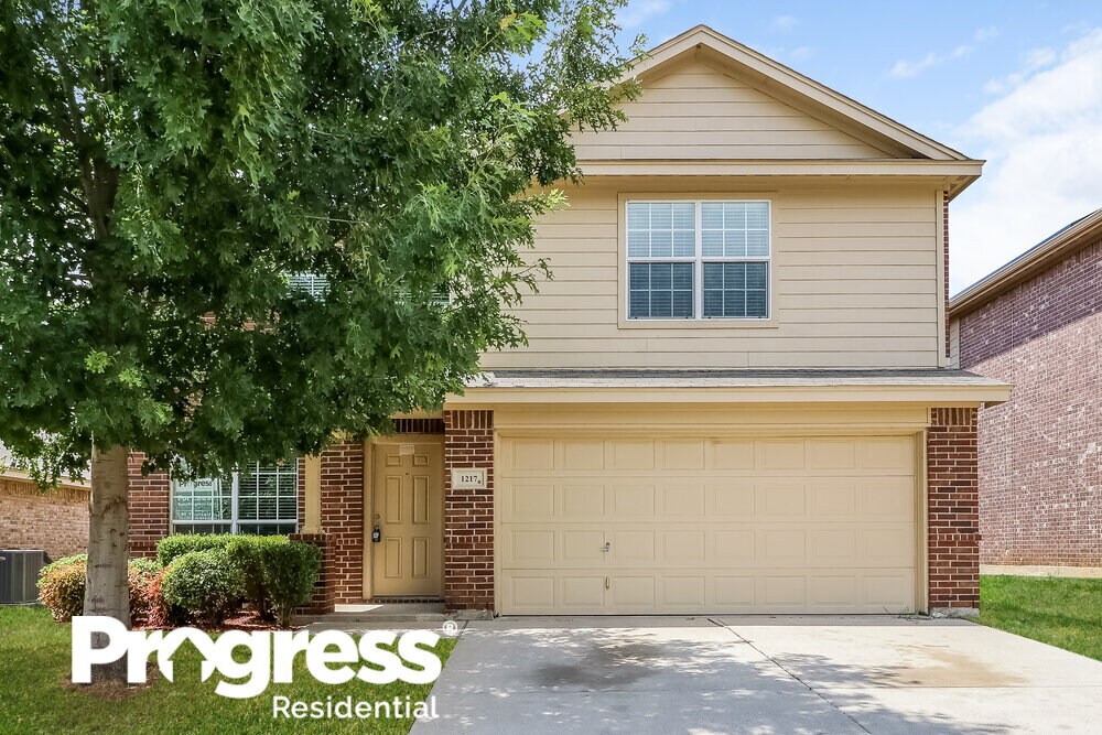 1217 Maplewood Dr, Crowley, TX 76036 House Rental in Crowley, TX