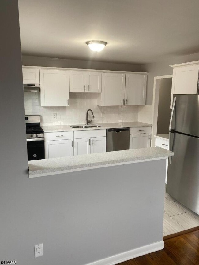 Foto del edificio - 409 Gable Ln