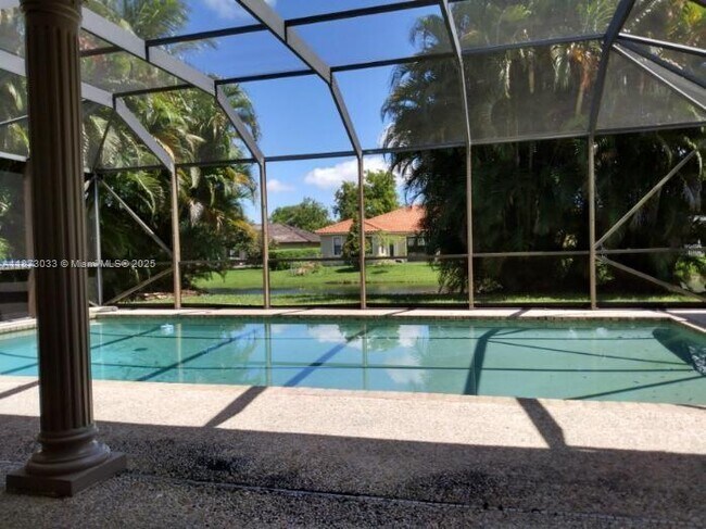 Foto del edificio - 10789 NW 9th Ct