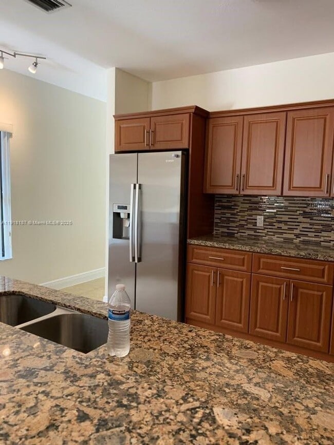 Foto del edificio - 5496 NW 4th St