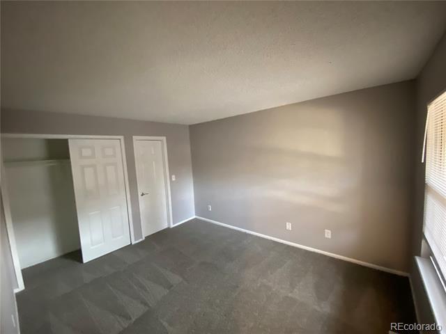 Foto del edificio - 14303 E Dickinson Dr
