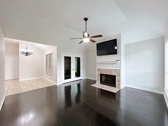 Charming 3-Bedroom Home in High Point Subd... - Charming 3-Bedroom Home in High Point Subd...