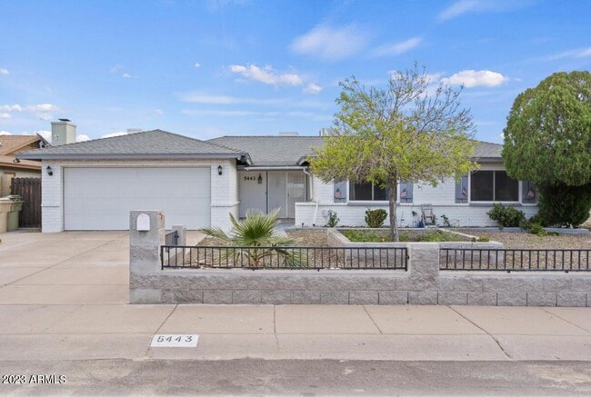 Building Photo - 5443 W Dahlia Dr