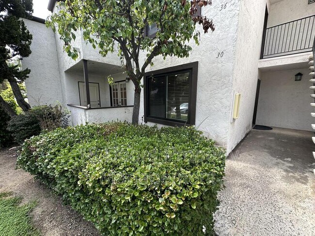 Building Photo - 5045 Collwood Way