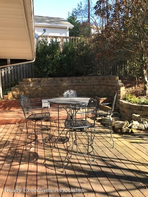 Foto del edificio - 8412 Ashley Oak Way